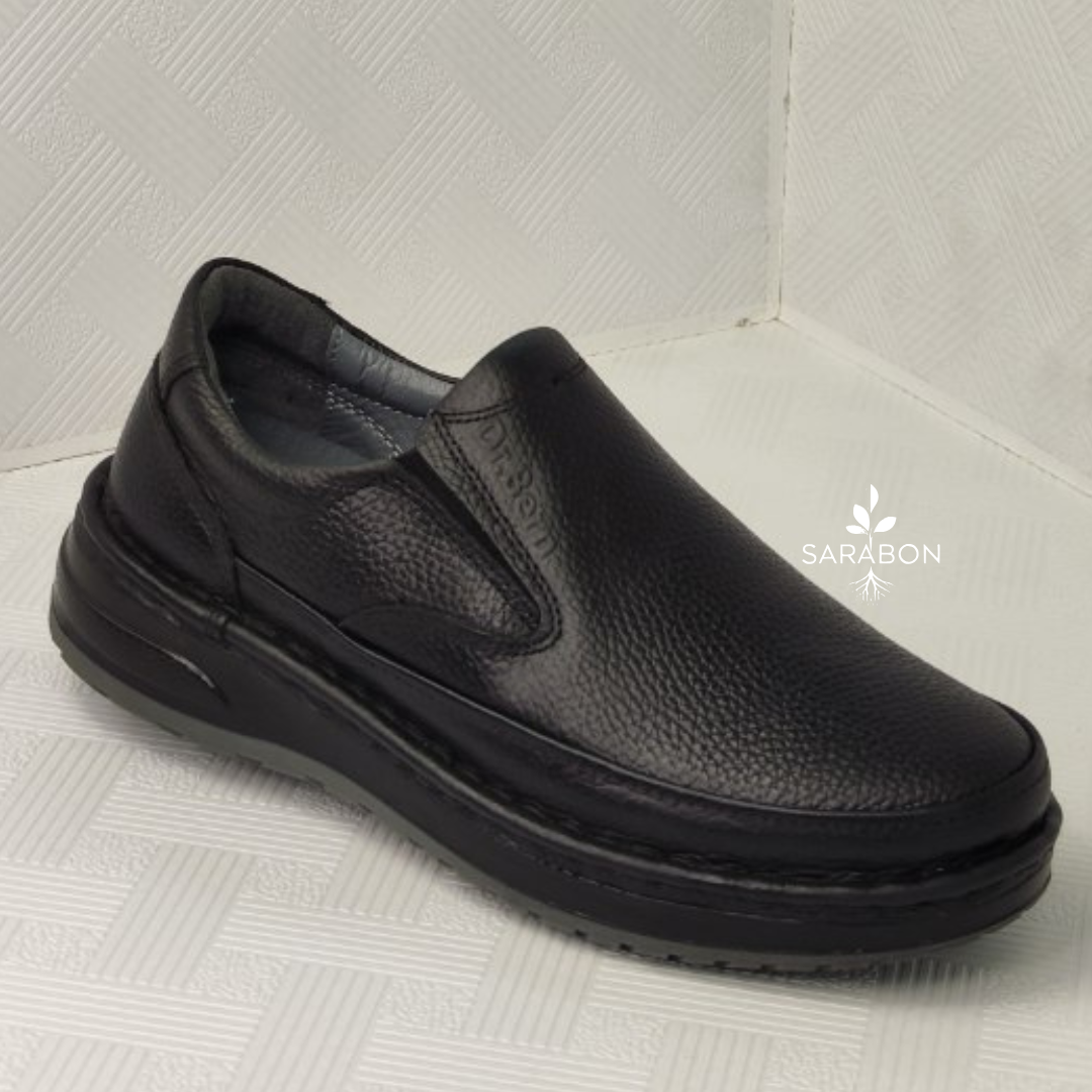 White Modern Sneakers Product Promotion Instagram Post (81) صندل طبی مردانه مدل ۱۰۱ دکتر برن