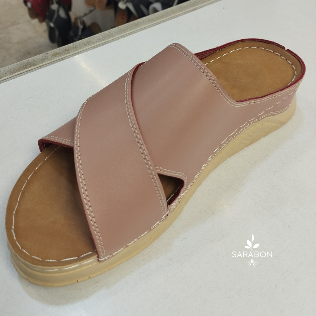 خانه سارابن 43 White Modern Sneakers Product Promotion Instagram Post 30