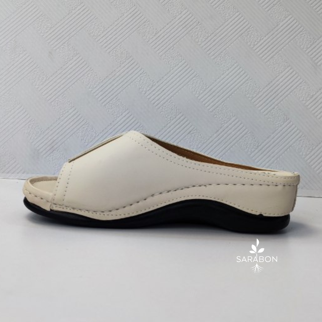 White Modern Sneakers Product Promotion Instagram Post (44) White Modern Sneakers Product Promotion Instagram Post 44