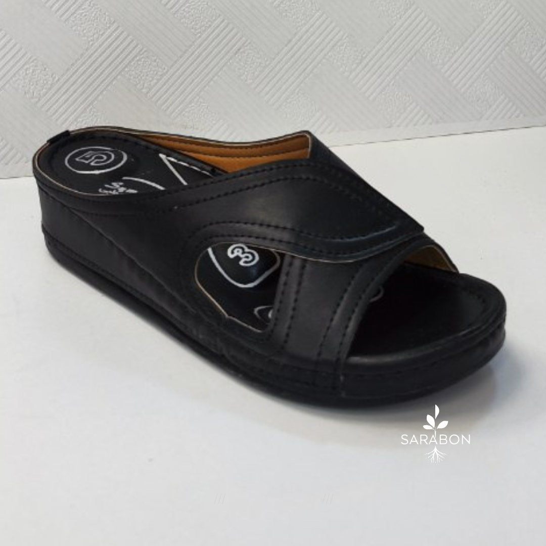 White Modern Sneakers Product Promotion Instagram Post (51) صندل طبی مدل پگاه