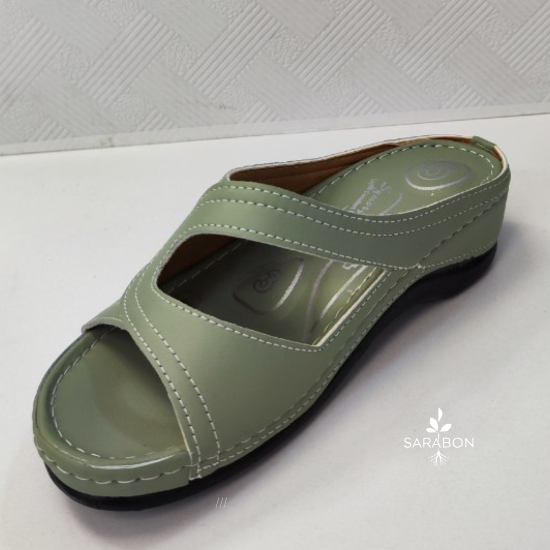 White Modern Sneakers Product Promotion Instagram Post (54) White Modern Sneakers Product Promotion Instagram Post 54